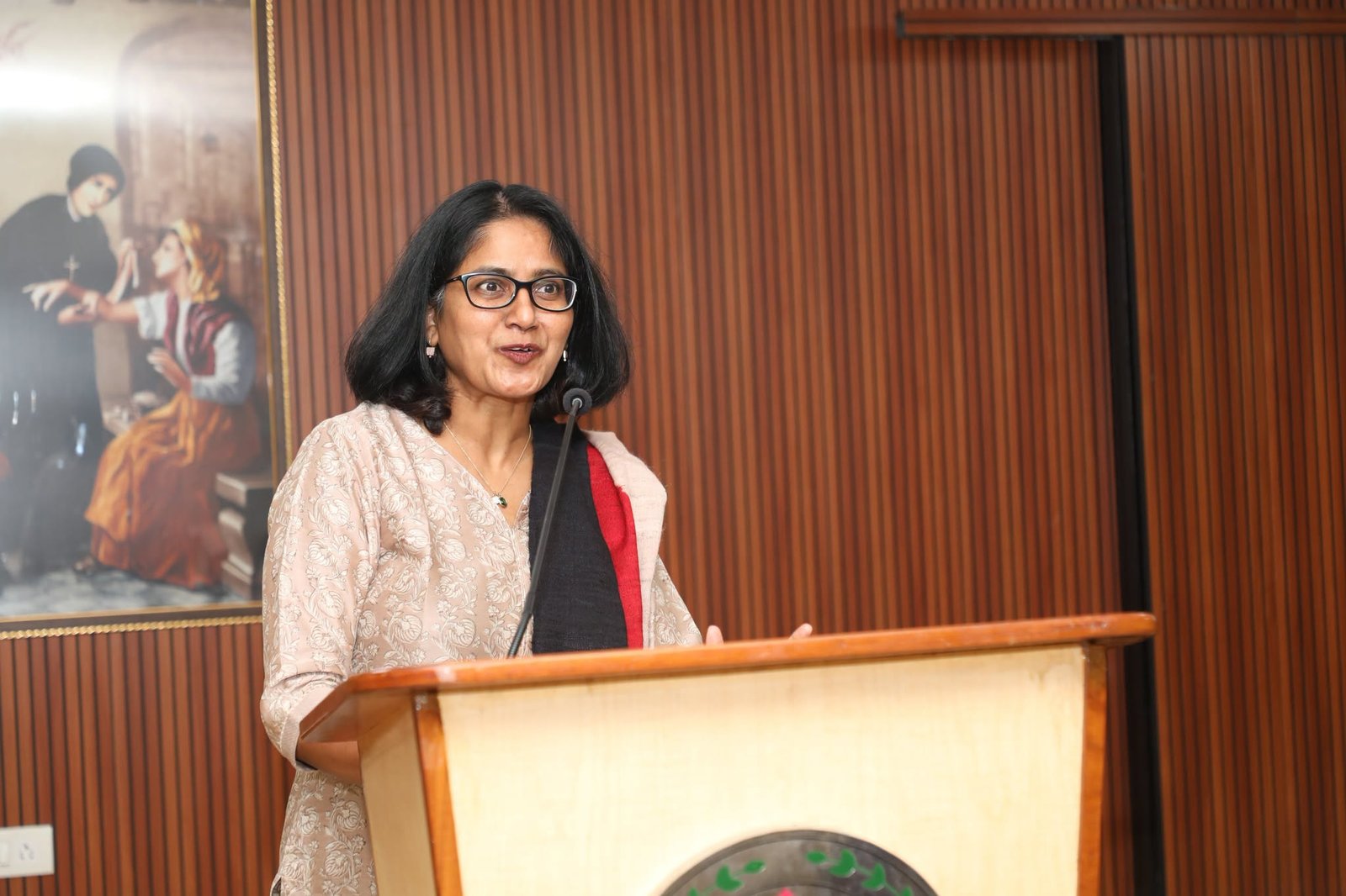 The Department of English organised an interactive guest lecture on "An Introduction to Forensic Phonetics."