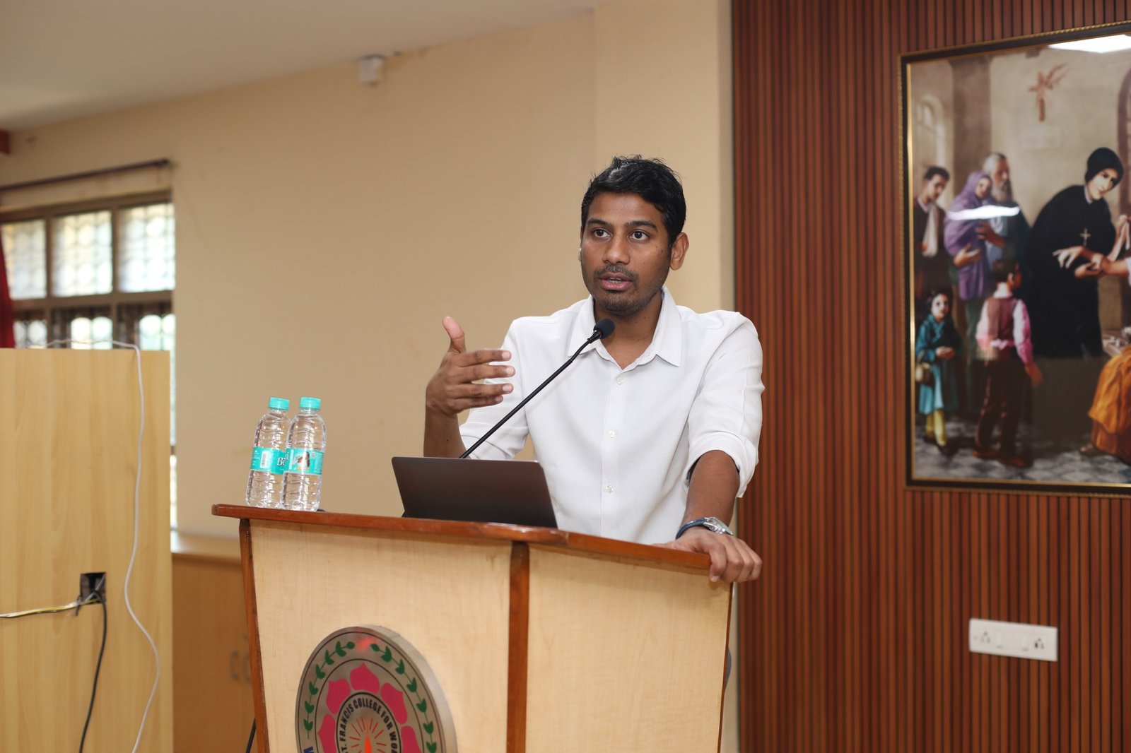 Seminar on Study Abroad